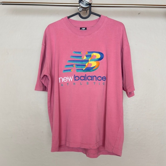 Vintage New Balance Embroidered Tshirt - Picture 1 of 13